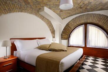 هتل Roma Resort Termini