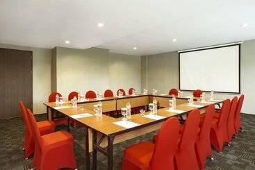 هتل Swissbelinn Cibitung