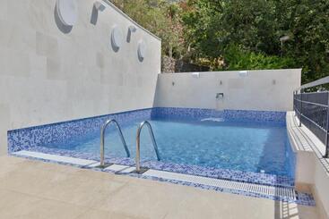 هتل Villa Katarina