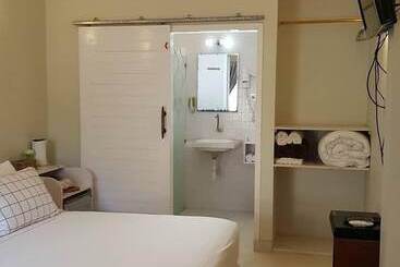 هتل Villa Kayla