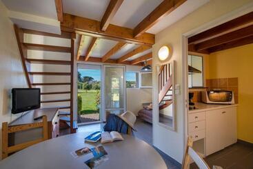 استراحتگاه Domaine De Port Aux Rocs