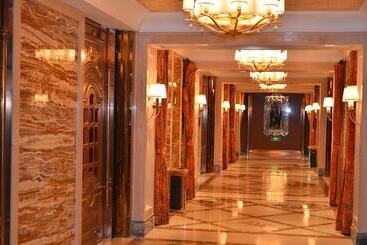هتل Yangming Springs And Spa Resort