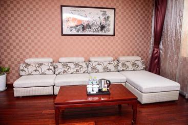 Starway Hotel Yangjiaping Wanxiang City