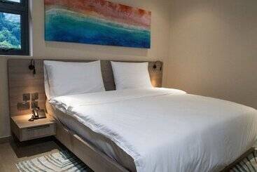 Thalassa Seychelles Hotel Apartments - Beau Vallon