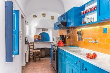 Astraea House
