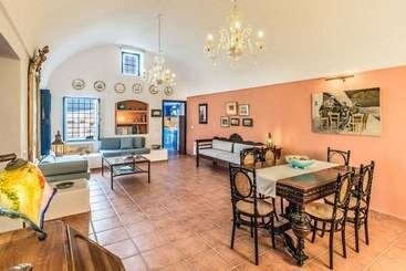 Astraea House