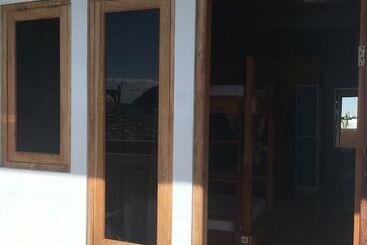 Bajo Sunset Hostel