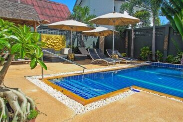 تختخواب و صبحانه Nid's Bungalows
