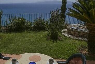 Garbis Villas & Apartments