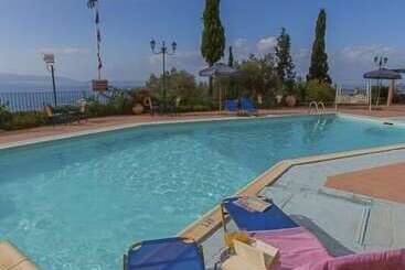 Garbis Villas & Apartments