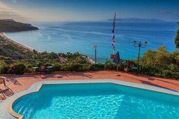 Garbis Villas & Apartments