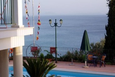 Garbis Villas & Apartments