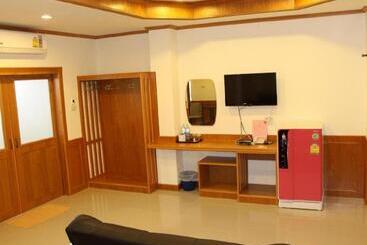 هتل Loei Residence