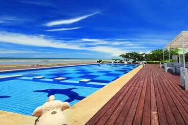 هتل Sea Sky Resort