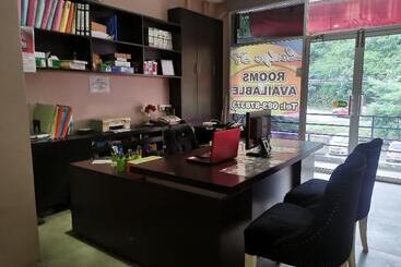هتل Lodge 37