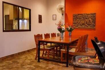 آپارتمانهای توریستها Pattaya Hill, Near The City And Beach