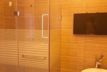 پانسیون Staywell Hotels
