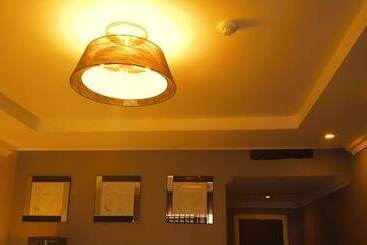 پانسیون Staywell Hotels