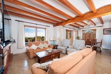 Villa Corritx II