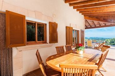 Villa Corritx II