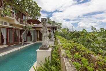Villa Lidwina By Nagisa Bali