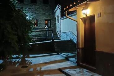 هاستل Hosteria La Higuera