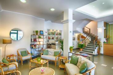 تختخواب و صبحانه Albergo Villa Lucia