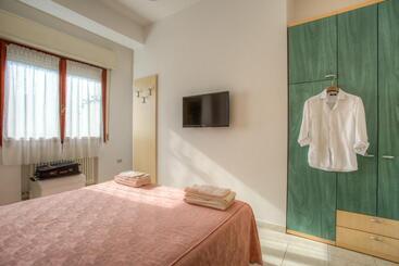تختخواب و صبحانه Albergo Villa Lucia