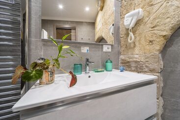 B&b Eraclio