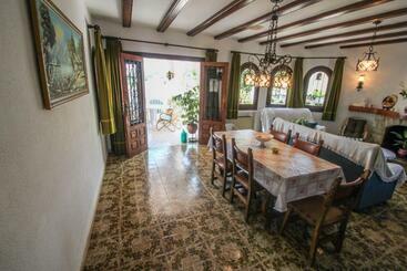 Fustera Pedros   Old Style Country House In Benissa