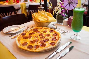 Asdal Gulf Inn Boutique Hotel  Seef