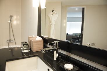 Asdal Gulf Inn Boutique Hotel  Seef