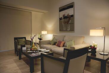 Asdal Gulf Inn Boutique Hotel  Seef