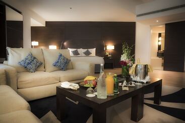 Asdal Gulf Inn Boutique Hotel  Seef