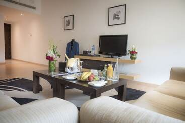 Asdal Gulf Inn Boutique Hotel  Seef