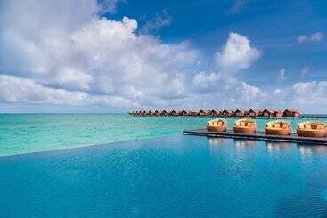 هتل Grand Park Kodhipparu Maldives   Child Stay & Eat Free Until 30 Nov 2024