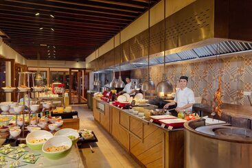 هتل Grand Park Kodhipparu Maldives Child Stay & Eat Free Until 30 Nov 2024
