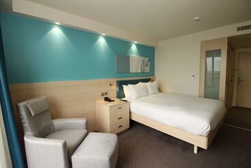 هتل Hampton By Hilton London Docklands