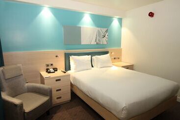 هتل Hampton By Hilton London Docklands