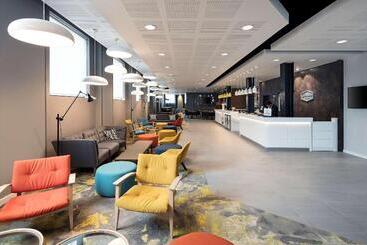 هتل Hampton By Hilton London Docklands