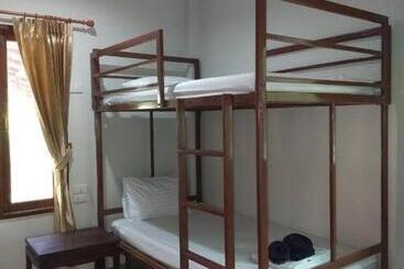 هتل Lanta Cottage   Sha Plus