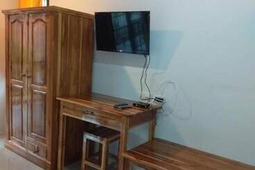 هتل Lanta Cottage   Sha Plus