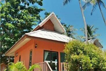 هتل Lanta Cottage   Sha Plus