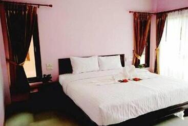 هتل Lanta Cottage   Sha Plus