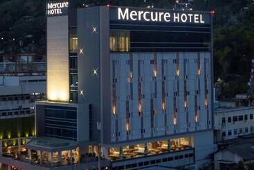 هتل Mercure Jayapura