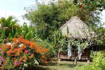 هتل Raingsey Bungalow