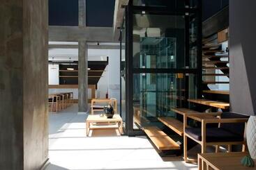 호텔 The Oak
