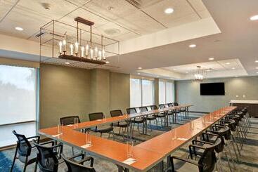 هتل Towneplace Suites By Marriott Miami Airport