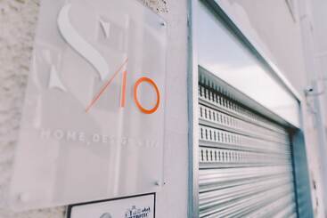 پانسیون Suite 10 Home Design & Spa