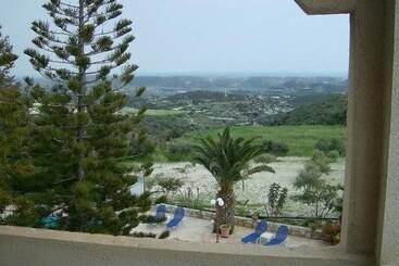 Rantzo Holiday Apartments - Pissouri